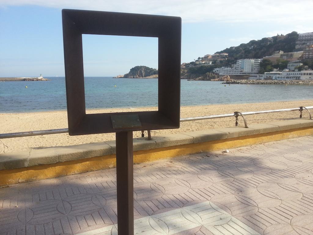 Hotel Hostal Del Sol ซานต์เฟลิอูเดกีโซลส์ ภายนอก รูปภาพ